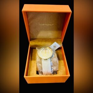 NWT Tory Burch Reva Women's 28mm White Leather Gold-Tone Watch TBW4007